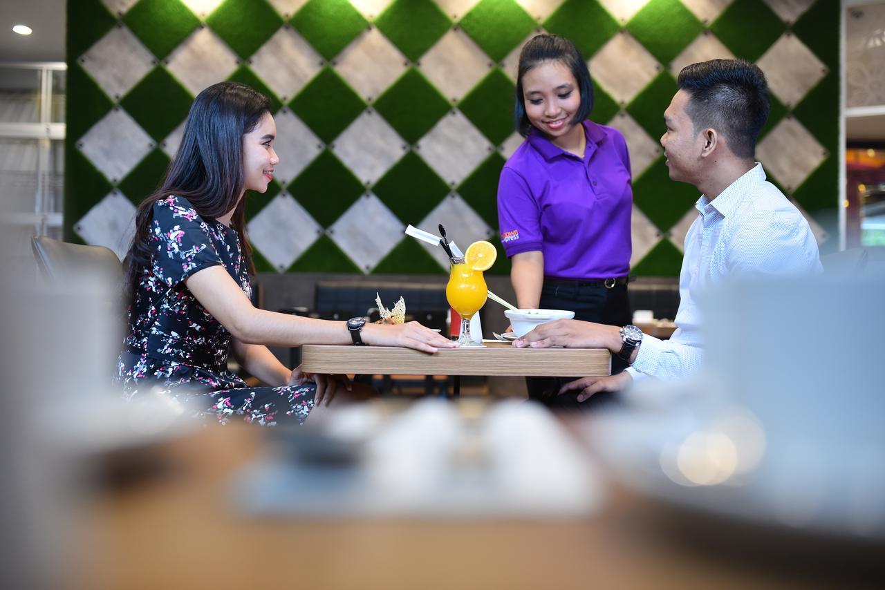Hotel Midtown Xpress Balikpapan Exterior foto